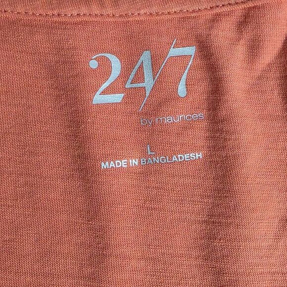 24/7 by Maurices Coral Cotton V-Neck Tee L - Picture 6 of 7
